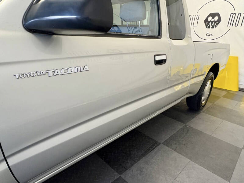 2000 Toyota Tacoma SR5