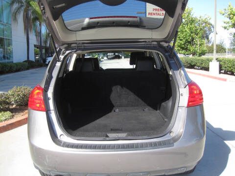 2012 Nissan Rogue SV w/SL Package