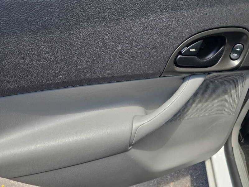 2007 Ford Focus ZX4 SE