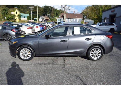 2016 Mazda MAZDA3 i Sport