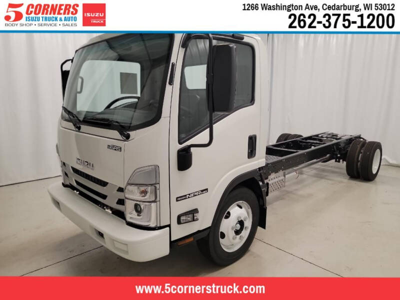 2023 Isuzu NPR HD