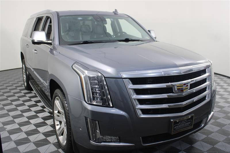 2018 Cadillac Escalade Luxury