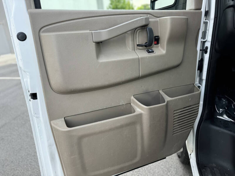 2016 Chevrolet Express 2500