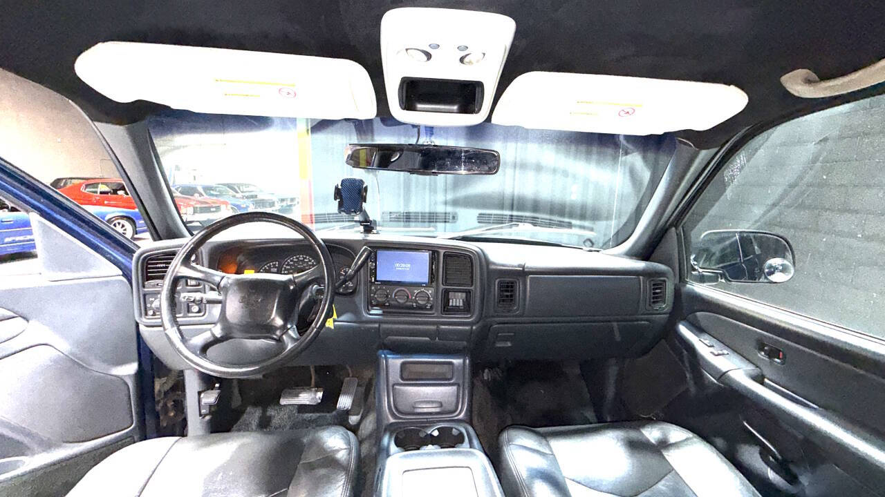 2002 Chevrolet Avalanche 5