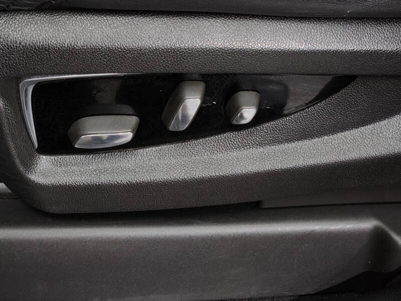 2015 Cadillac Escalade Luxury