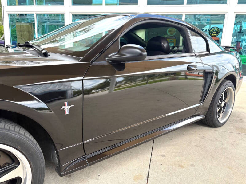 2003 Ford Mustang Mach 1 Premium