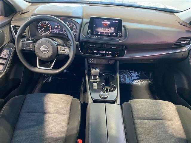 2022 Nissan Rogue SV