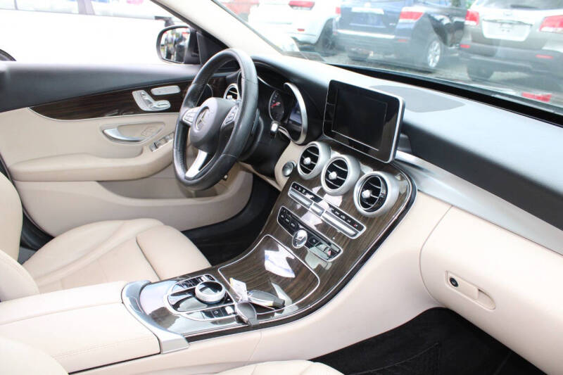2017 Mercedes-Benz C-Class C 300 4MATIC