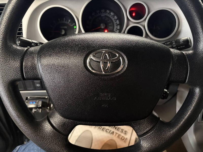 2008 Toyota Sequoia SR5