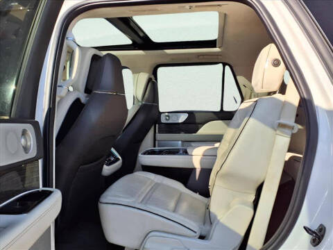 2018 Lincoln Navigator Black Label