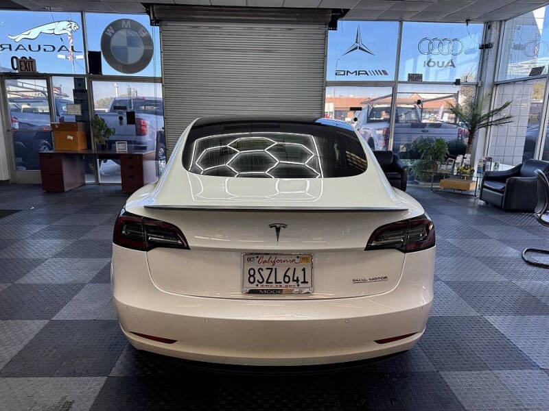 2020 Tesla Model 3 Performance