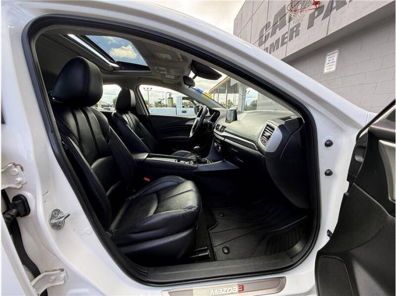 2017 Mazda MAZDA3 Touring 2.5