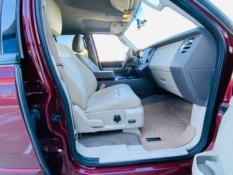 2012 Ford Expedition XLT