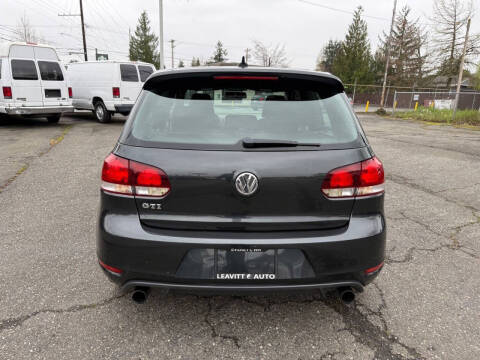 2012 Volkswagen GTI Base PZEV