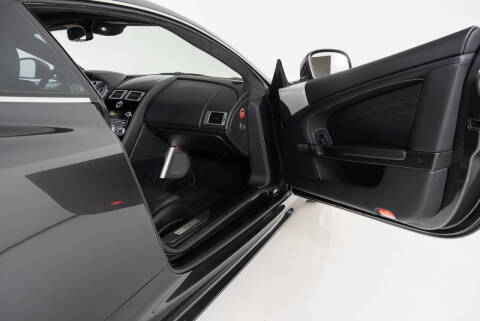 2011 Aston Martin DBS