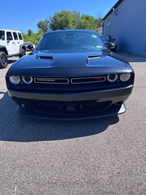 2016 Dodge Challenger Scat Pack's photo