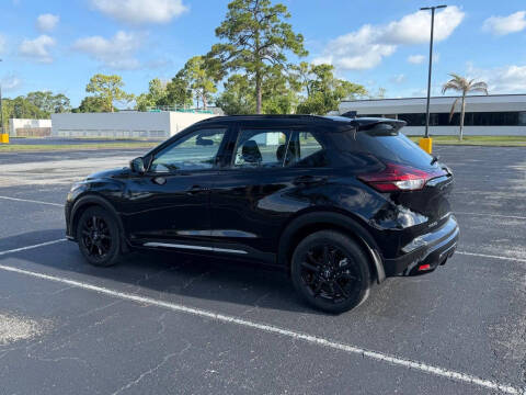 2023 Nissan Kicks SR