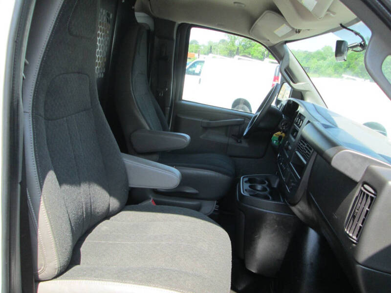 2024 GMC Savana 2500