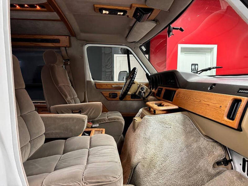 1997 Dodge Ram Van 2500