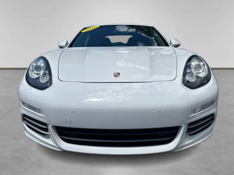 2015 Porsche Panamera