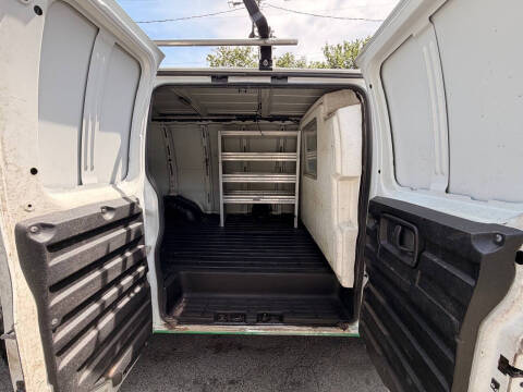 2017 Chevrolet Express 2500