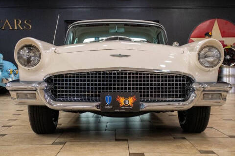 1957 Ford Thunderbird