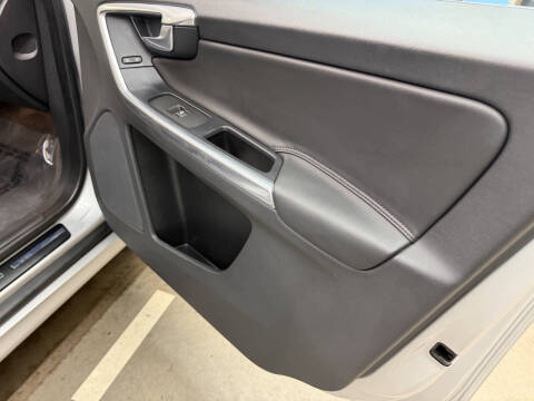 2015 Volvo XC60 T5 Premier