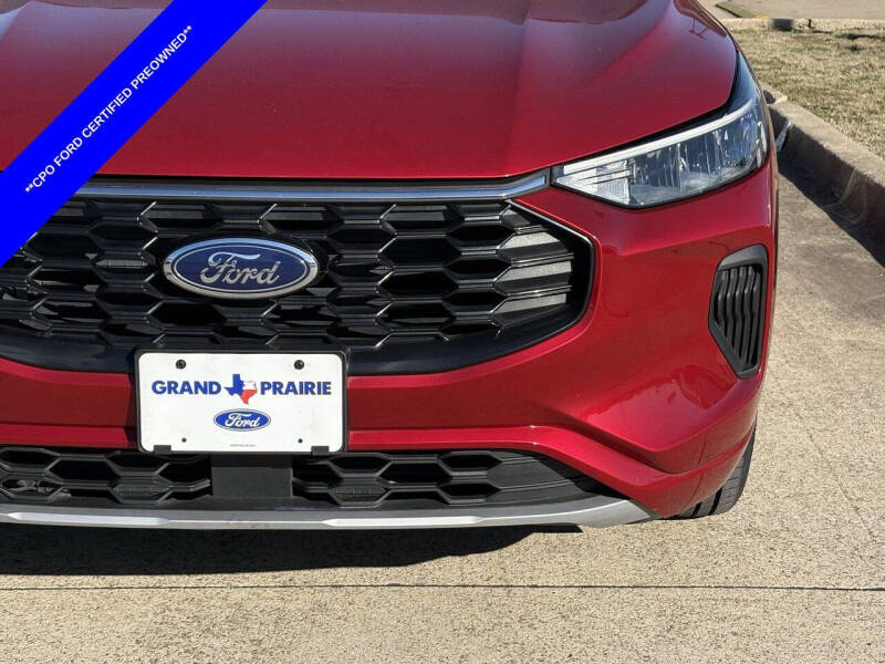 2024 Ford Escape ST-Line