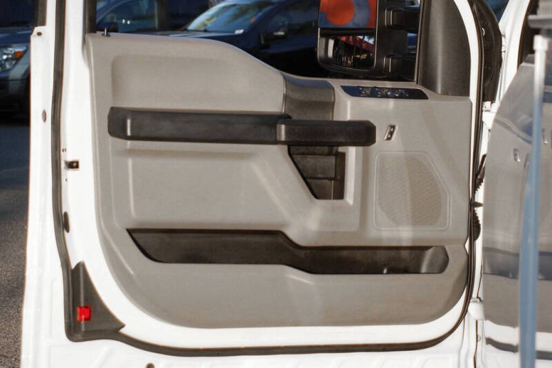 2022 Ford F-350 Super Duty XL