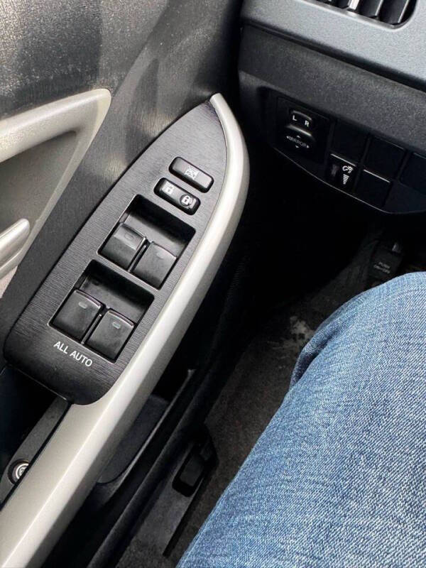 2013 Toyota Prius Four