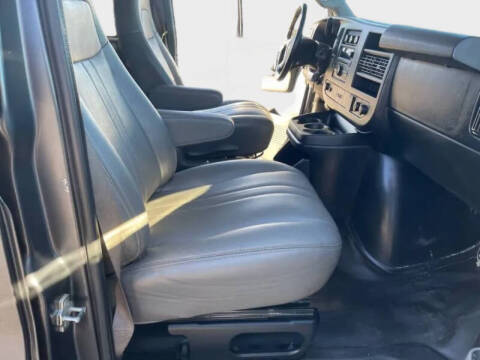 2017 Chevrolet Express LS 3500