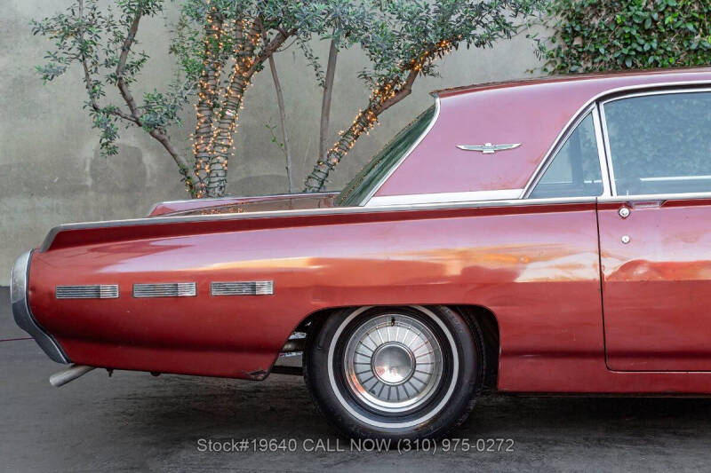 1962 Ford Thunderbird