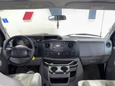 2012 Ford E-Series