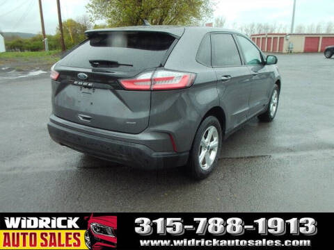 2022 Ford Edge SE