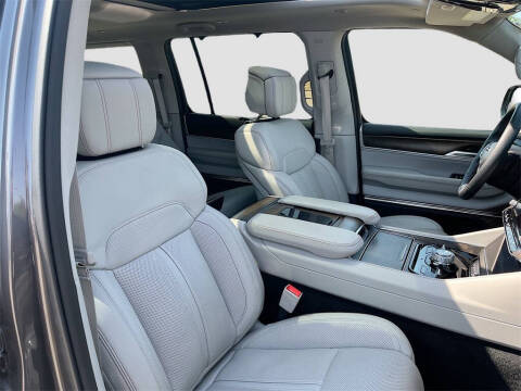 2023 Jeep Grand Wagoneer