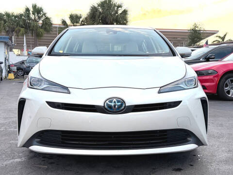 2020 Toyota Prius LE