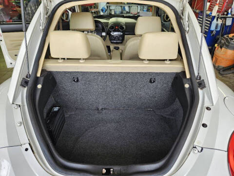 2010 Volkswagen New Beetle