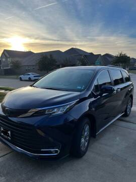 2022 Toyota Sienna for sale at AFFORDABLY PRICED CARS LLC in Mountain Home ID