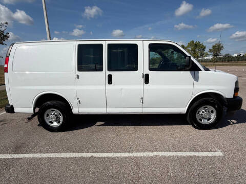 2021 Chevrolet Express 2500