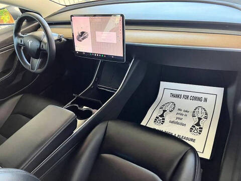 2020 Tesla Model 3 Long Range