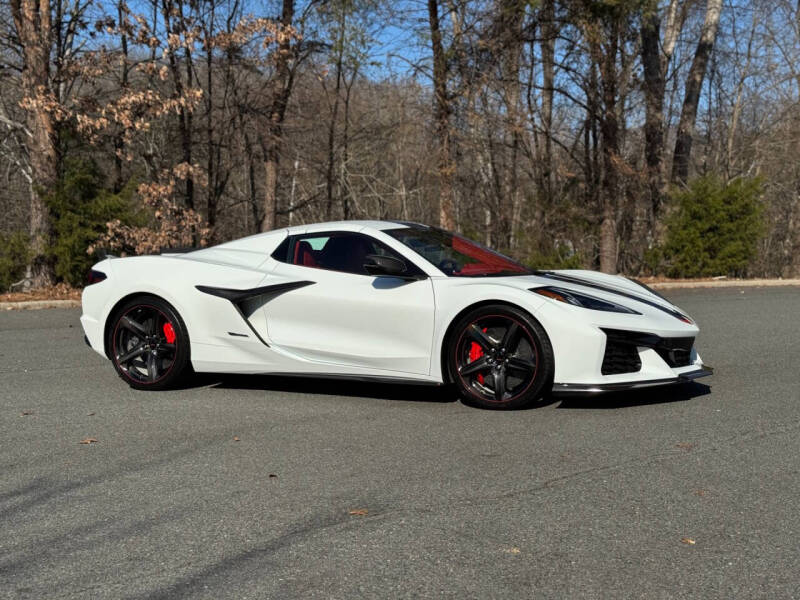 2025 Chevrolet Corvette E-Ray