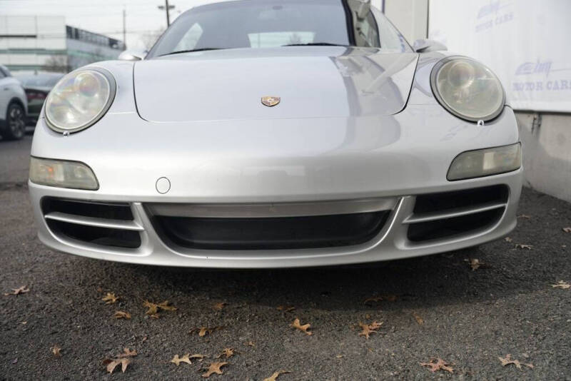 2005 Porsche 911 Carrera