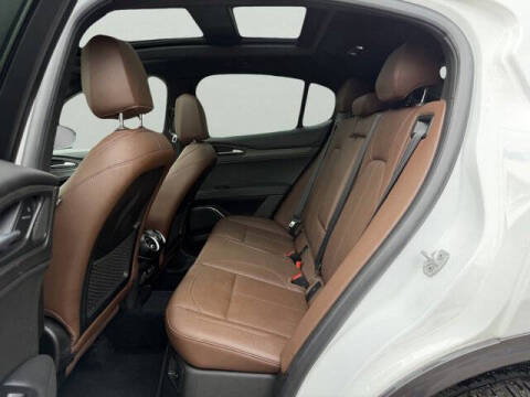 2022 Alfa Romeo Stelvio Ti