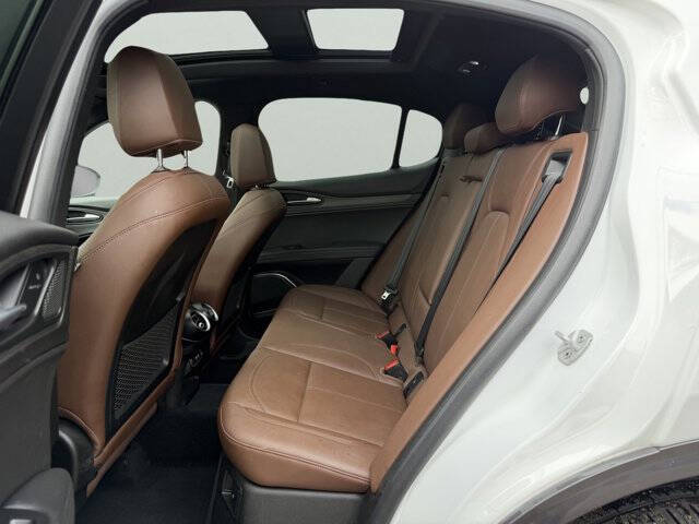 2022 Alfa Romeo Stelvio Ti