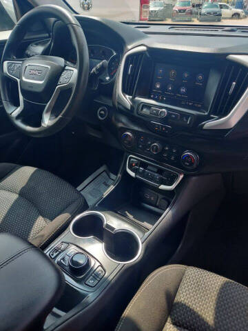 2022 GMC Terrain SLE