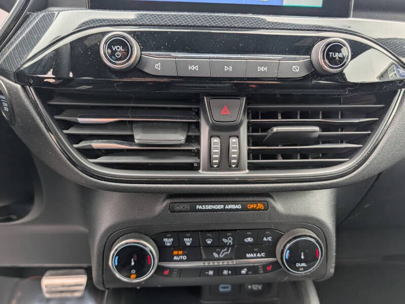 2023 Ford Escape Hybrid ST-Line Select