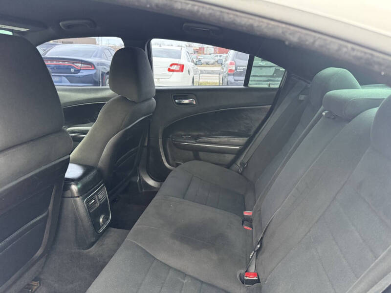 2013 Dodge Charger SE