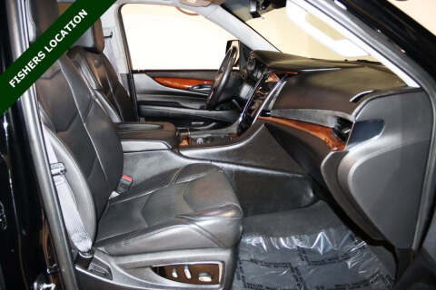2017 Cadillac Escalade Luxury