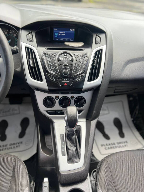 2014 Ford Focus SE