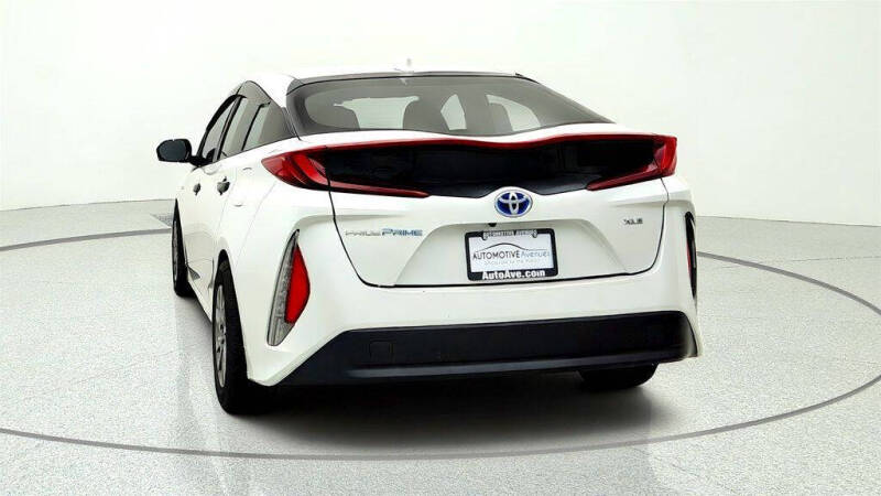 2021 Toyota Prius Prime XLE